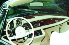 Mercedes Benz 280 SE Cabriolet stunning interior